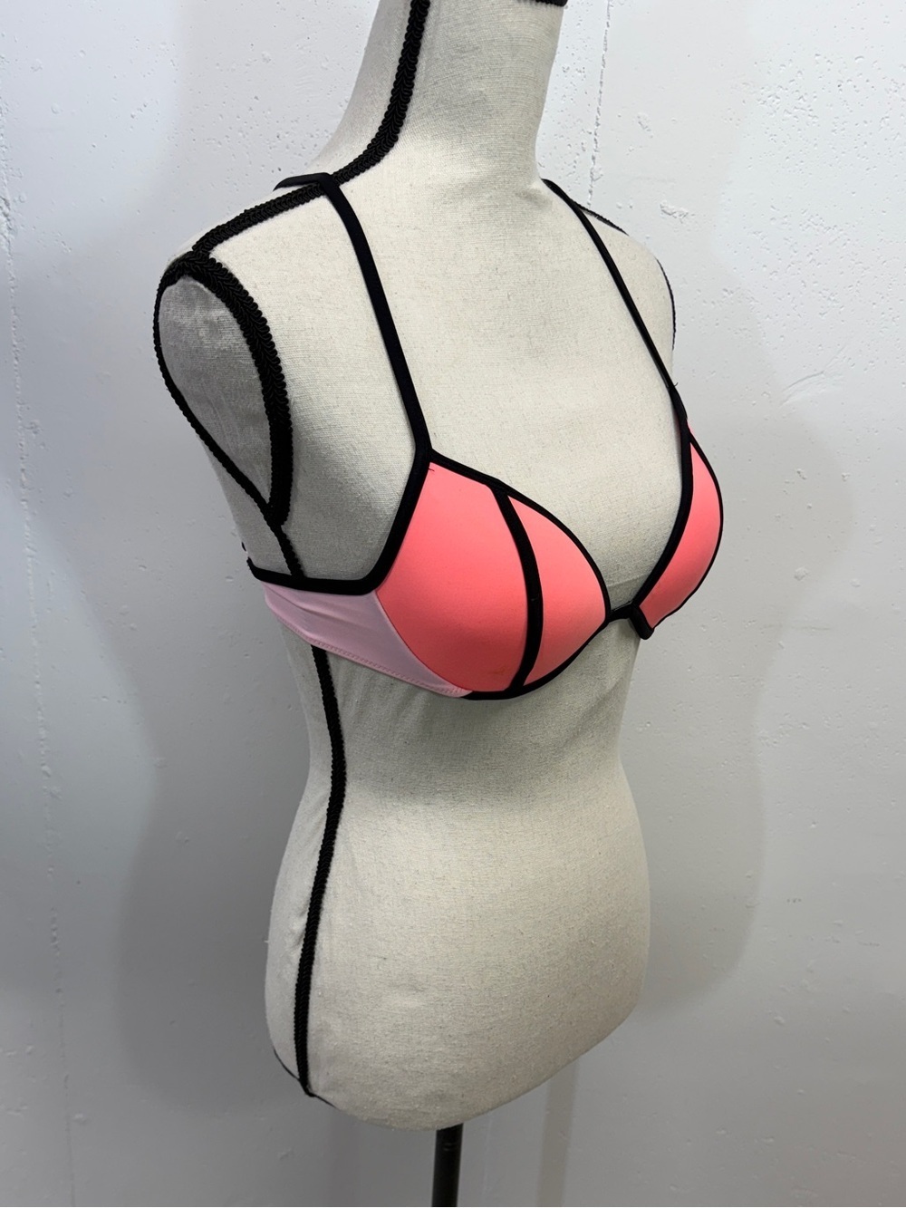 Victoria's Secret Coral Pink Padded Triangle Bra with Black Trim - Picture 9 of 12
